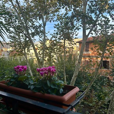 Tiberia Apartment Roma Exterior foto